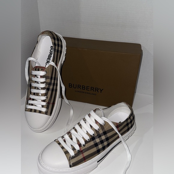 Burberry Men's Plaid Sneakers - White and Brown - Picture 1 of 4
